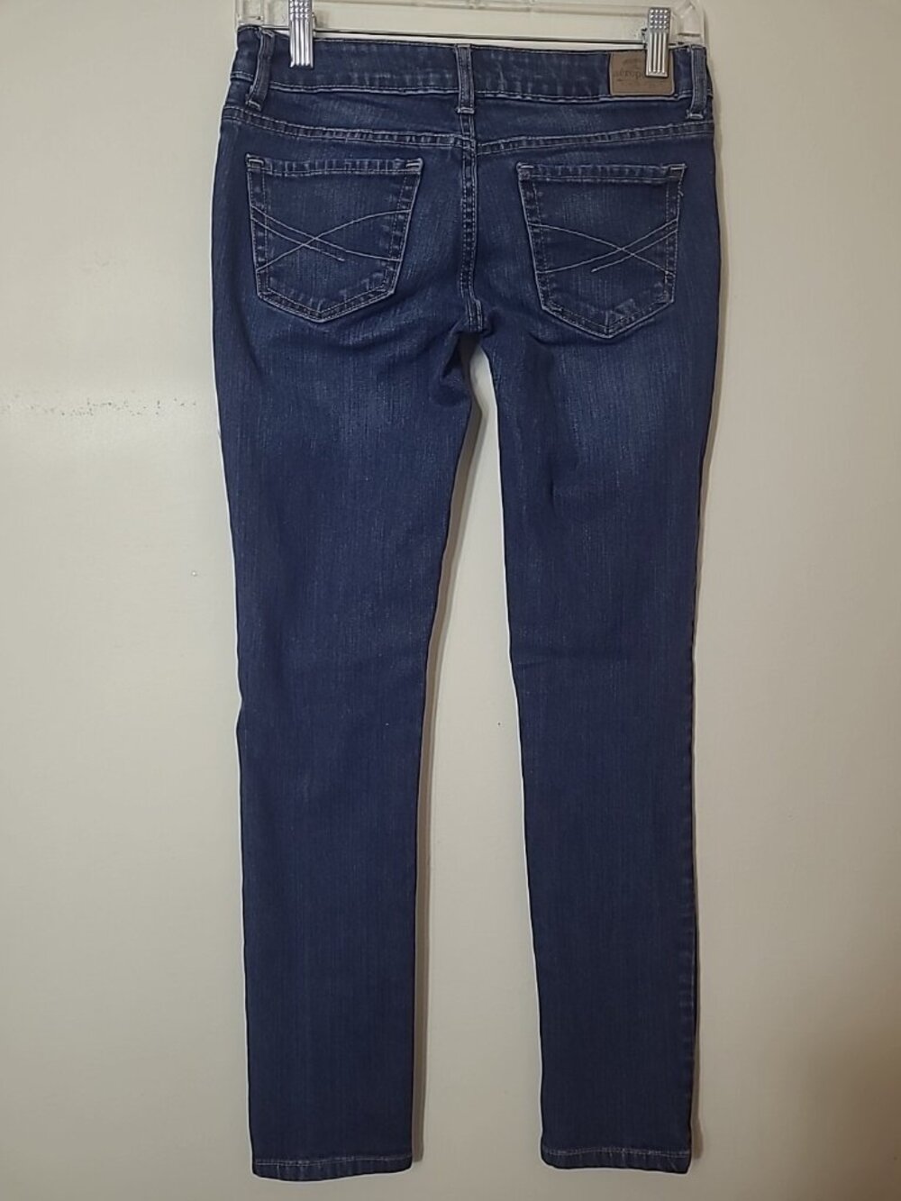Aeropostale Bayla Skinny Jeans 1/2 Short Blue Mid Rise Medium Dark Wash - Picture 2 of 9